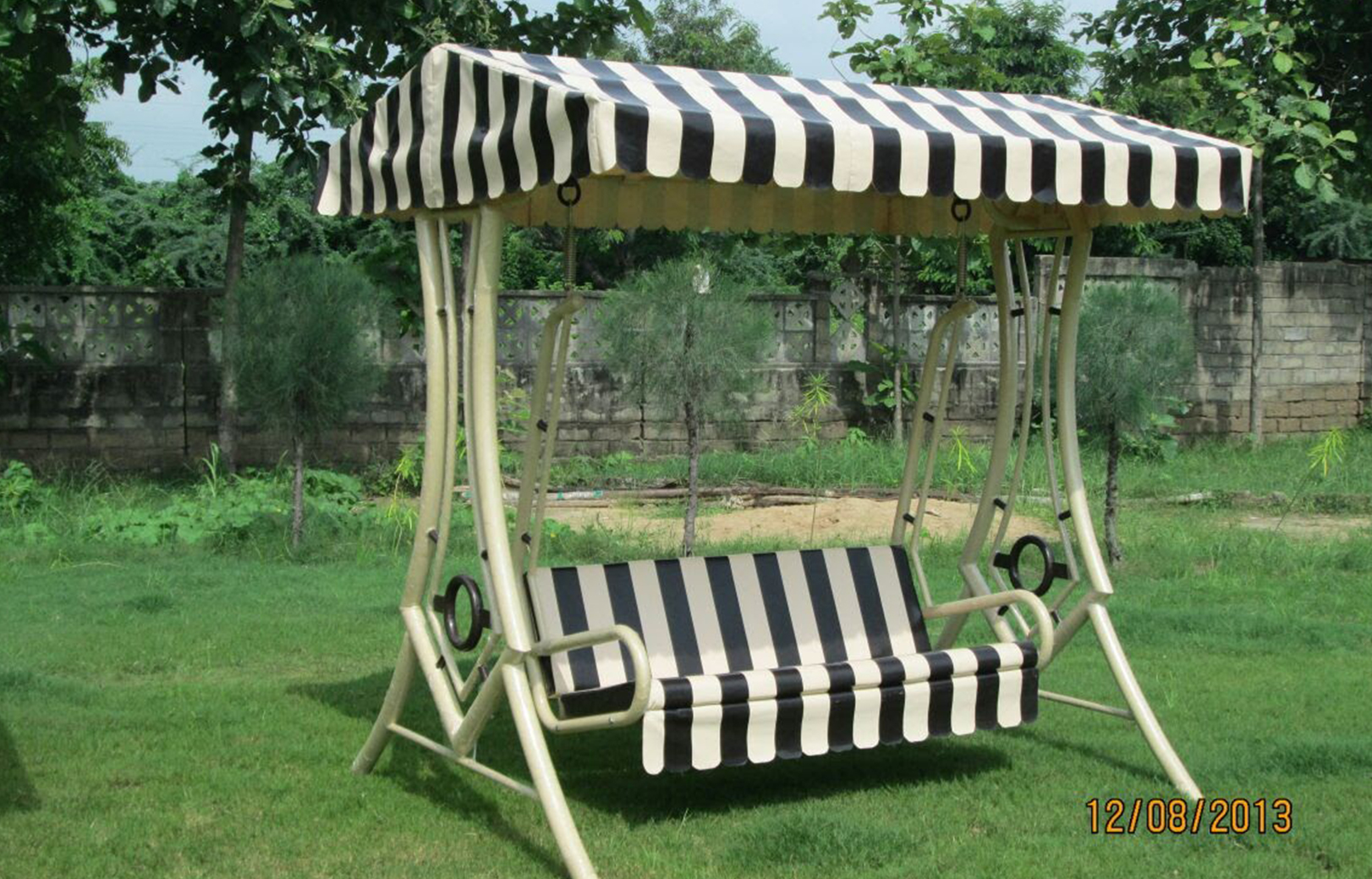 Outdoor Swing Manufacturer in Mumbai, Maharashtra, India